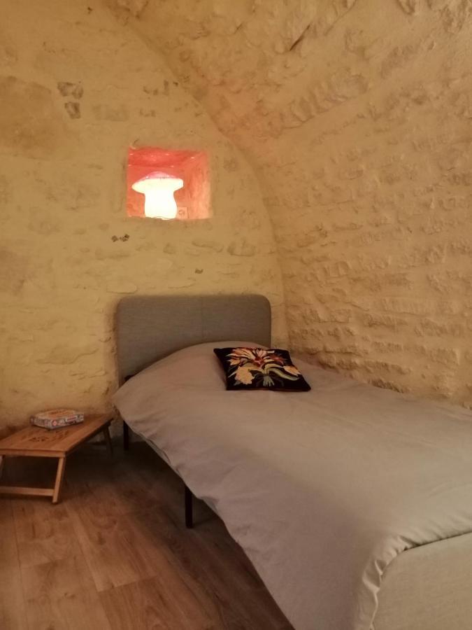 Le Refuge De La Sallee Gencay Ngoại thất bức ảnh